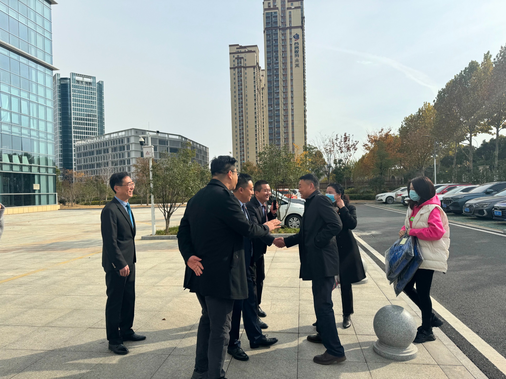 开启助残事业新里程，安徽德远廖总参观访问合肥宏立电子有限公司