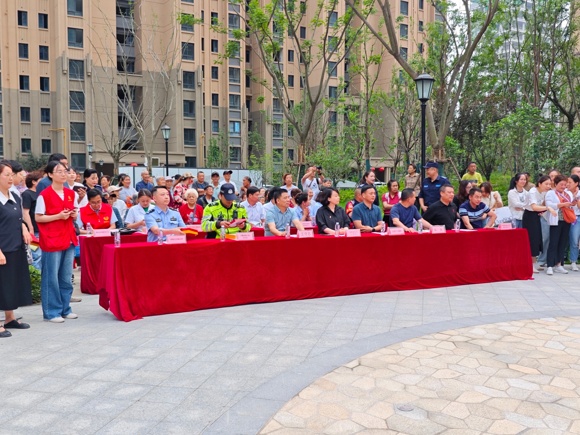 德远助残服务中心用“心”助力花冲盛世家园“邻里节”